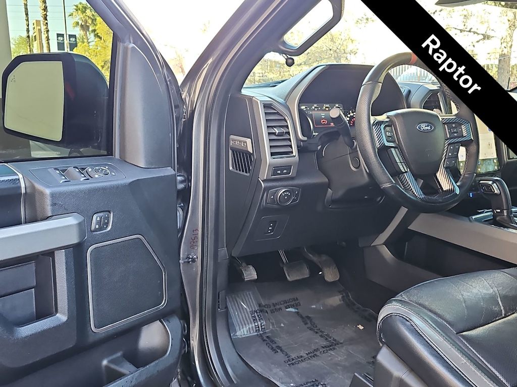 Thumbnail: 2018 Ford F-150 - 9
