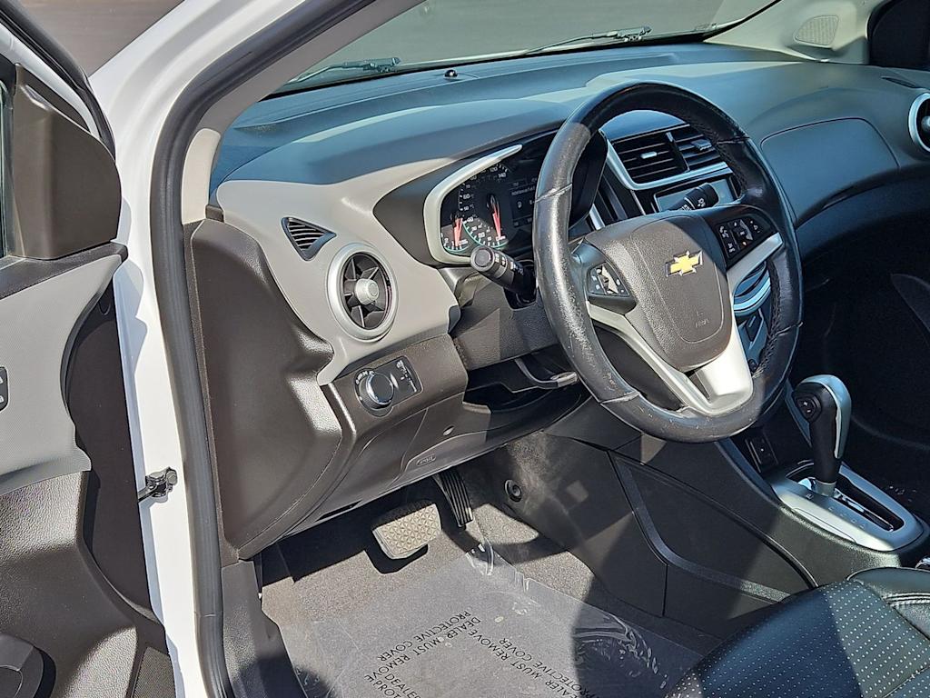 2019 Chevrolet Sonic Premier 2