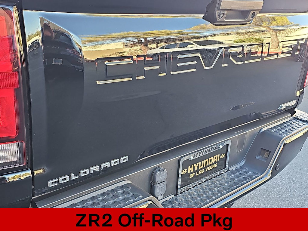 Thumbnail: 2023 Chevrolet Colorado - 7