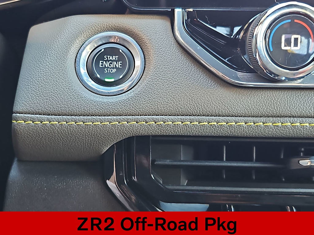 Thumbnail: 2023 Chevrolet Colorado - 25