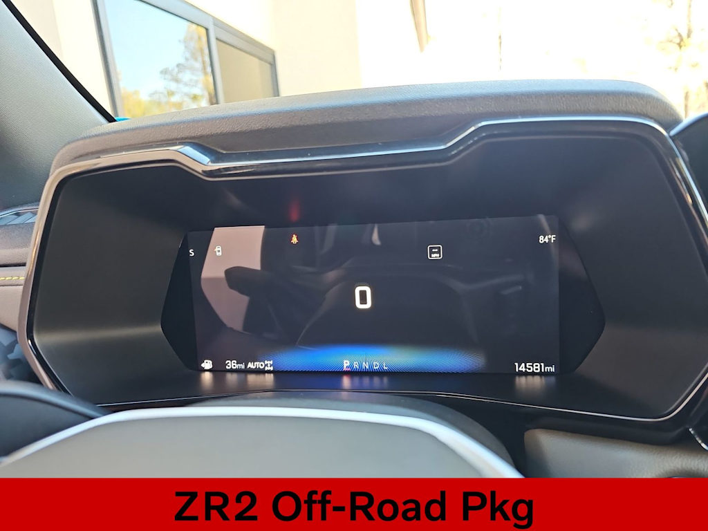 Thumbnail: 2023 Chevrolet Colorado - 24