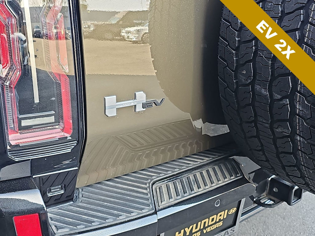 Thumbnail: 2025 GMC Hummer EV - 14