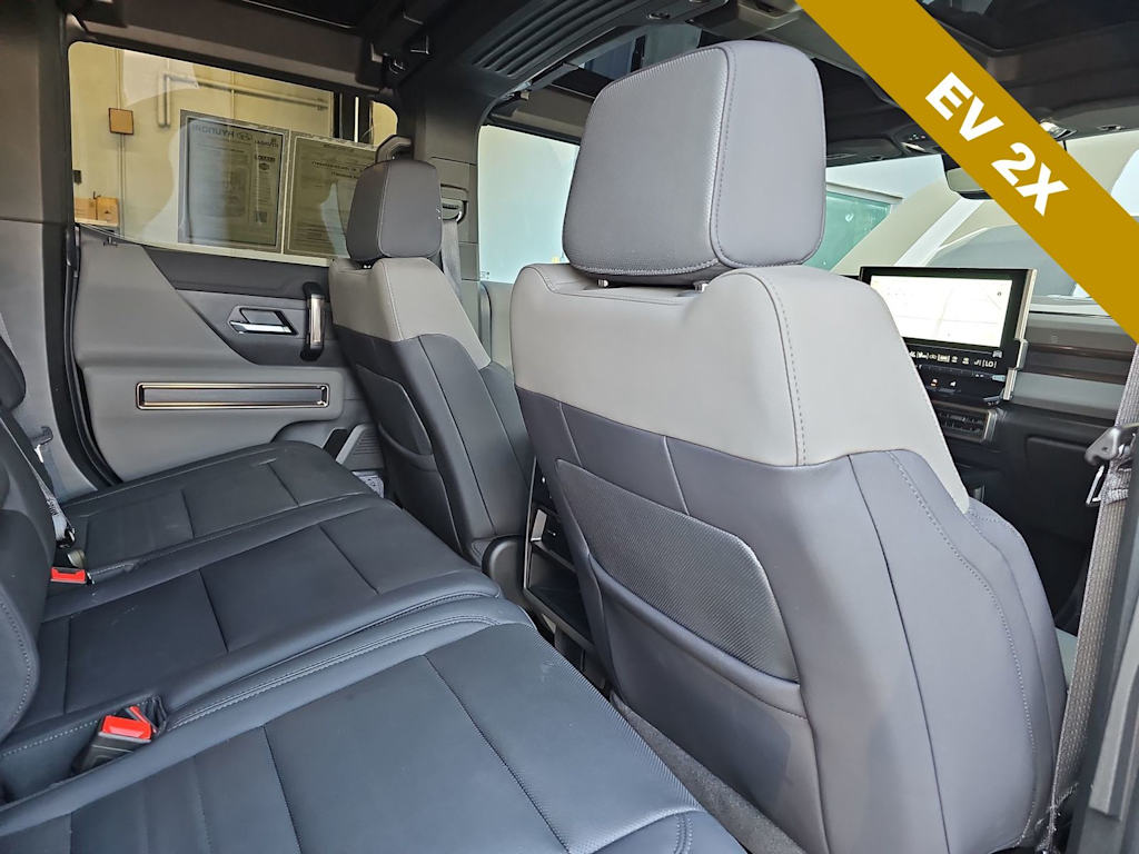 Thumbnail: 2025 GMC Hummer EV - 12