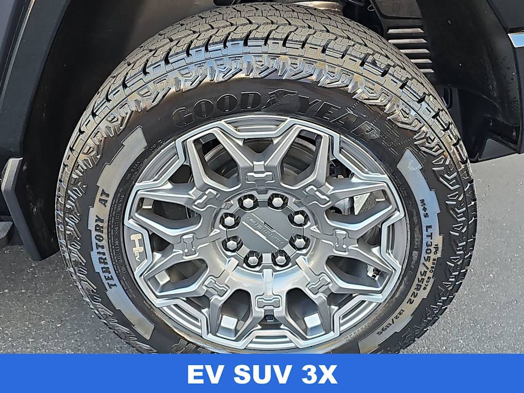Thumbnail: 2025 GMC Hummer EV - 8