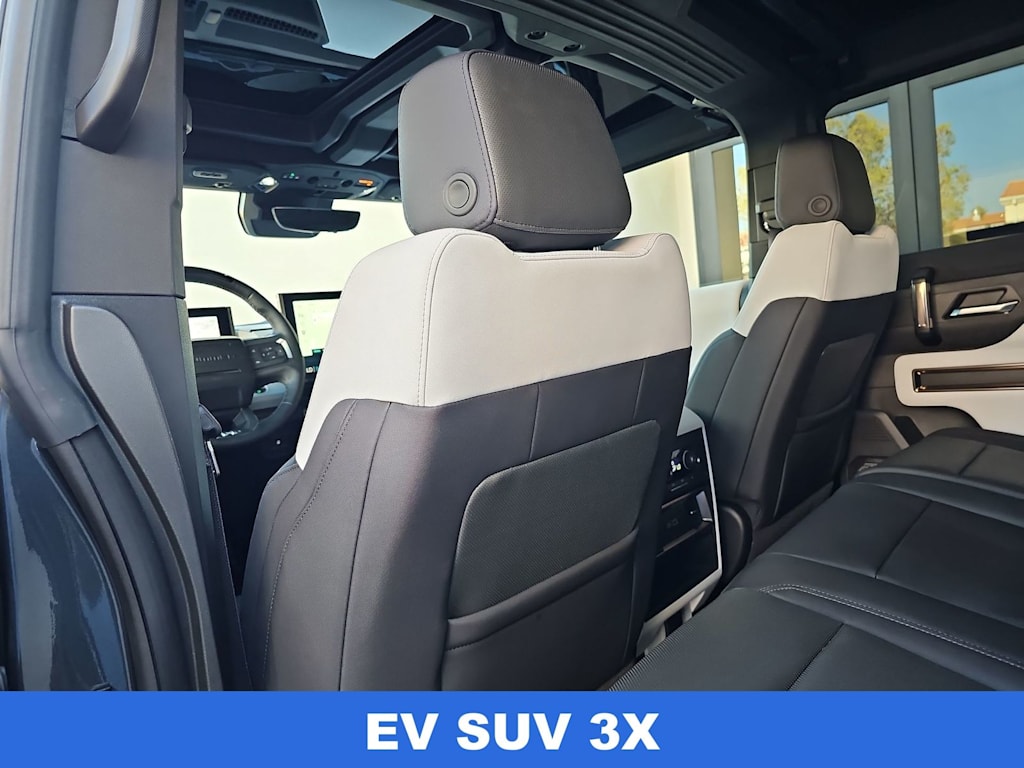 Thumbnail: 2025 GMC Hummer EV - 12