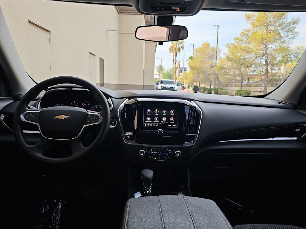Thumbnail: 2021 Chevrolet Traverse - 9