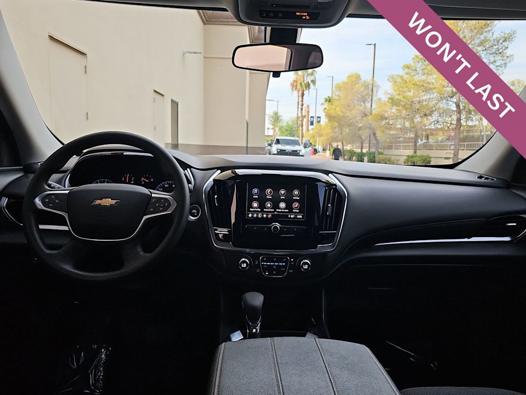 Thumbnail: 2021 Chevrolet Traverse - 9