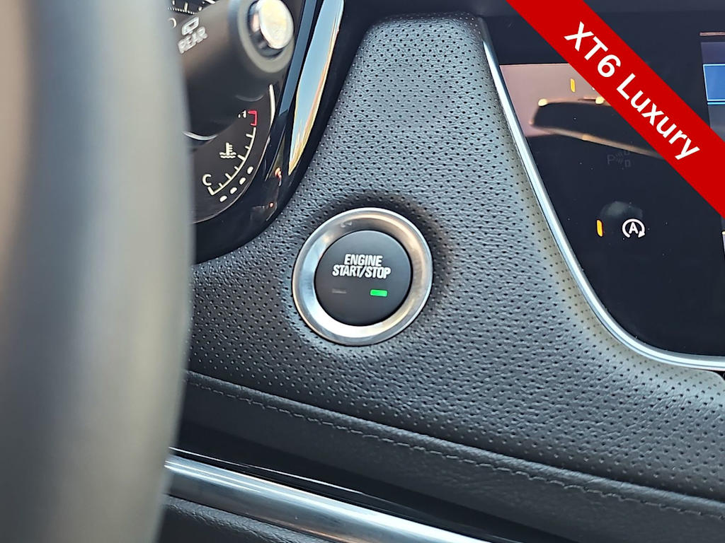 Thumbnail: 2023 Cadillac XT6 - 23