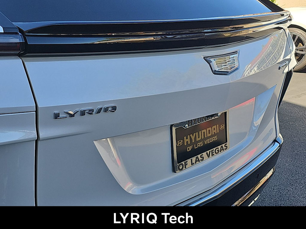 Thumbnail: 2024 Cadillac Lyriq - 20