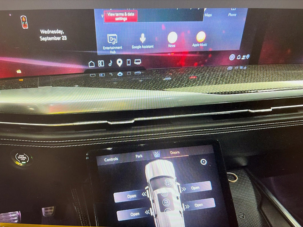 Thumbnail: 2026 Cadillac Escalade - 10