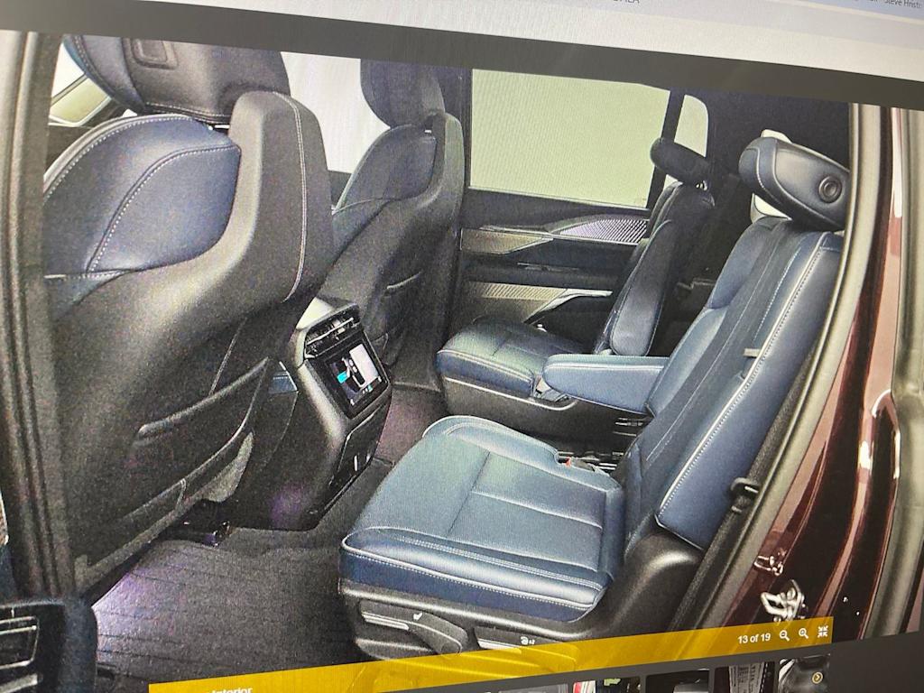 Thumbnail: 2025 Cadillac Escalade IQ - 8