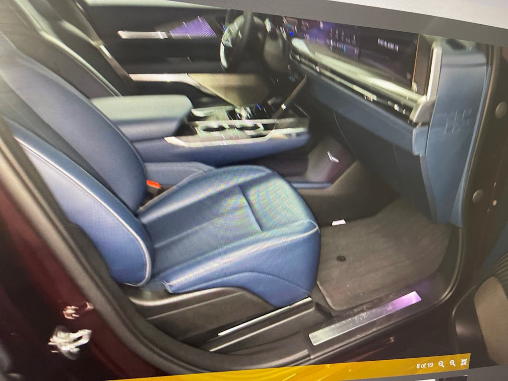 Thumbnail: 2025 Cadillac Escalade IQ - 7