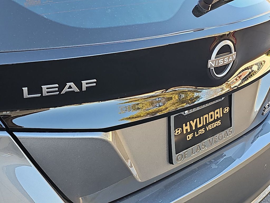 Thumbnail: 2024 Nissan Leaf - 22