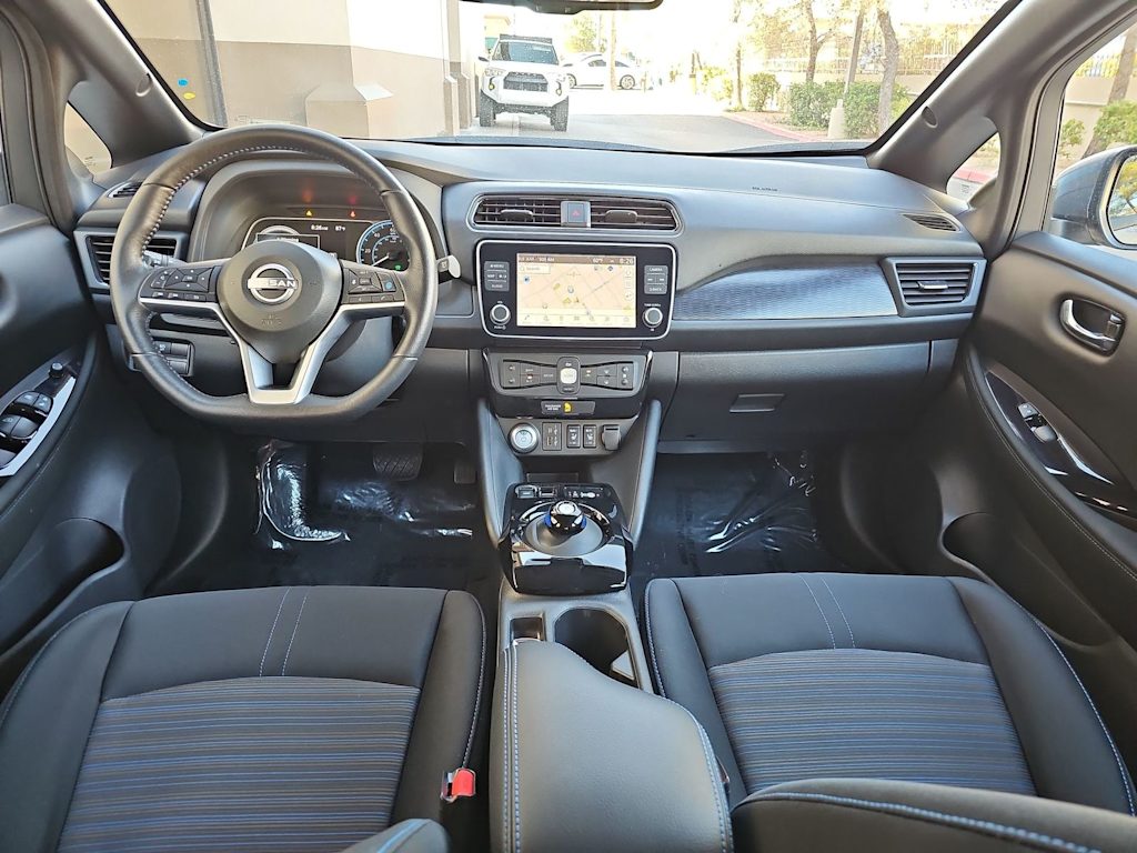 Thumbnail: 2024 Nissan Leaf - 9