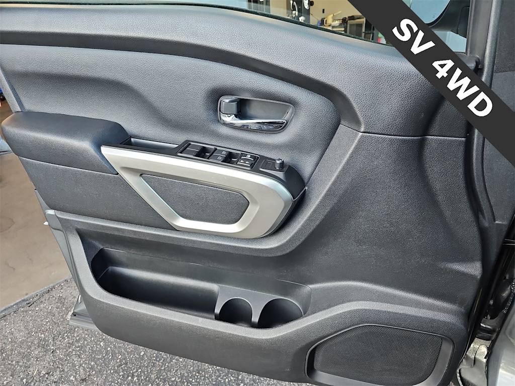 Thumbnail: 2023 Nissan Titan - 27