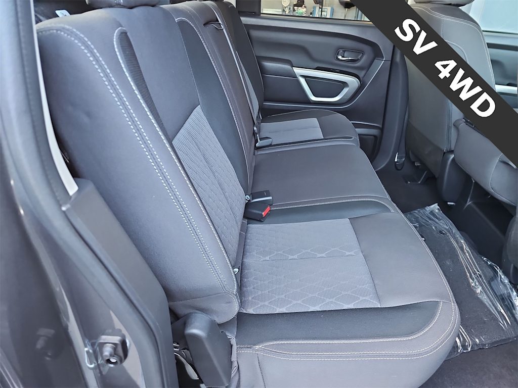 Thumbnail: 2023 Nissan Titan - 21