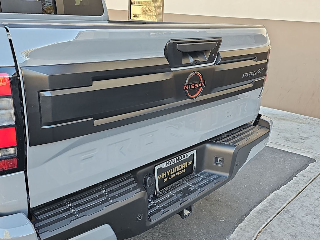 Thumbnail: 2026 Nissan Frontier - 22