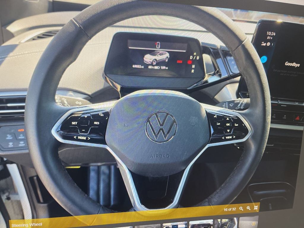 Thumbnail: 2023 Volkswagen ID.4 - 2