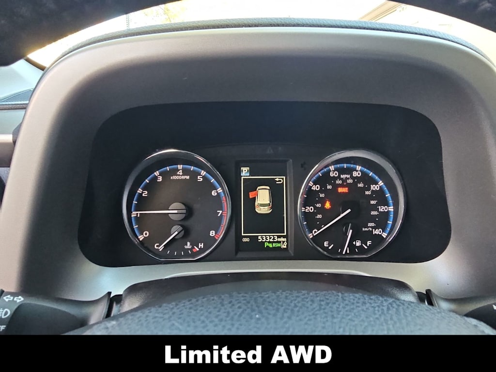 Thumbnail: 2016 Toyota RAV4 - 15