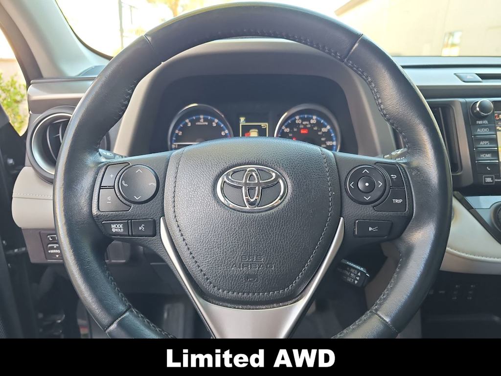 Thumbnail: 2016 Toyota RAV4 - 12