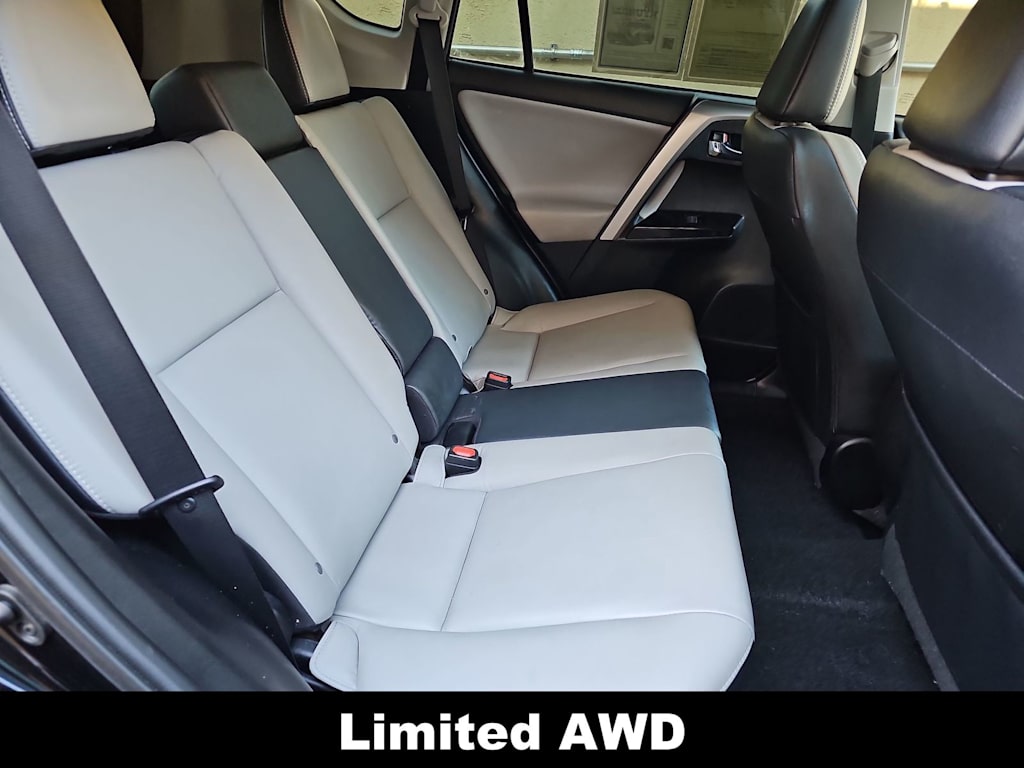 Thumbnail: 2016 Toyota RAV4 - 24