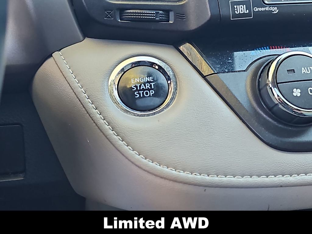 Thumbnail: 2016 Toyota RAV4 - 25