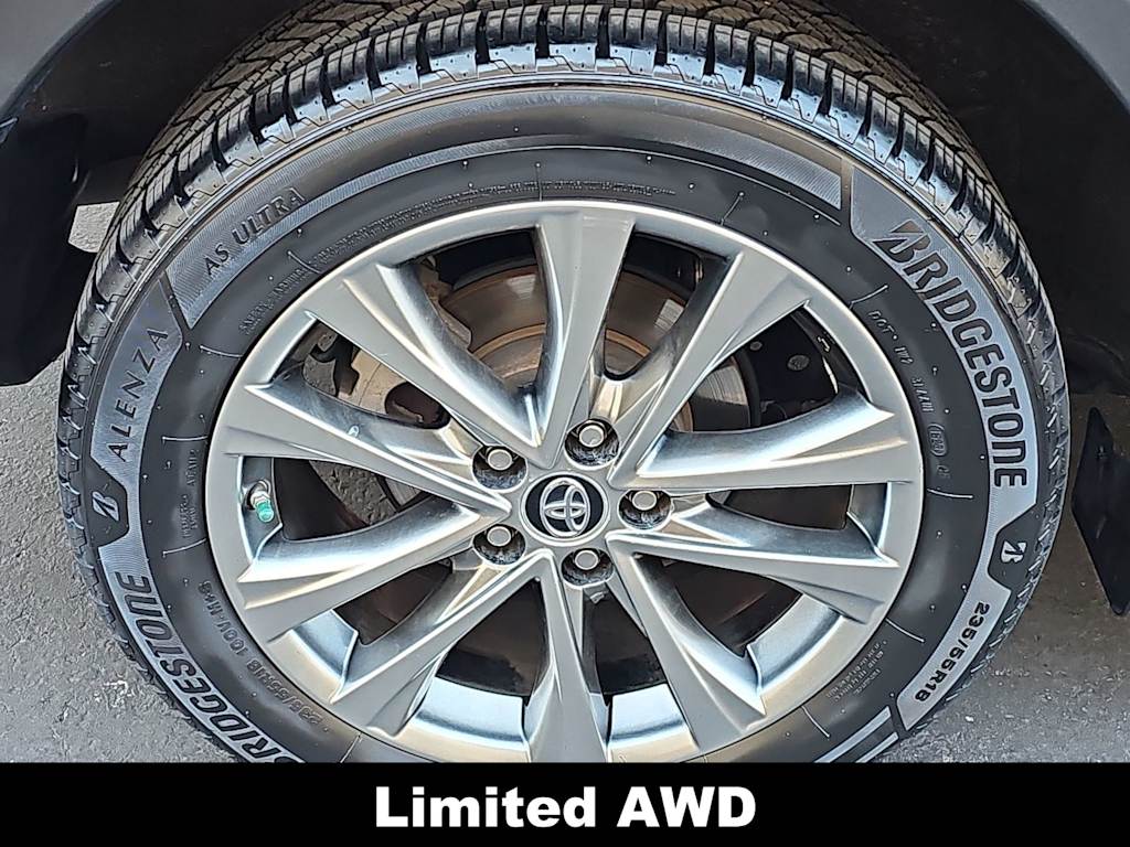 Thumbnail: 2016 Toyota RAV4 - 6