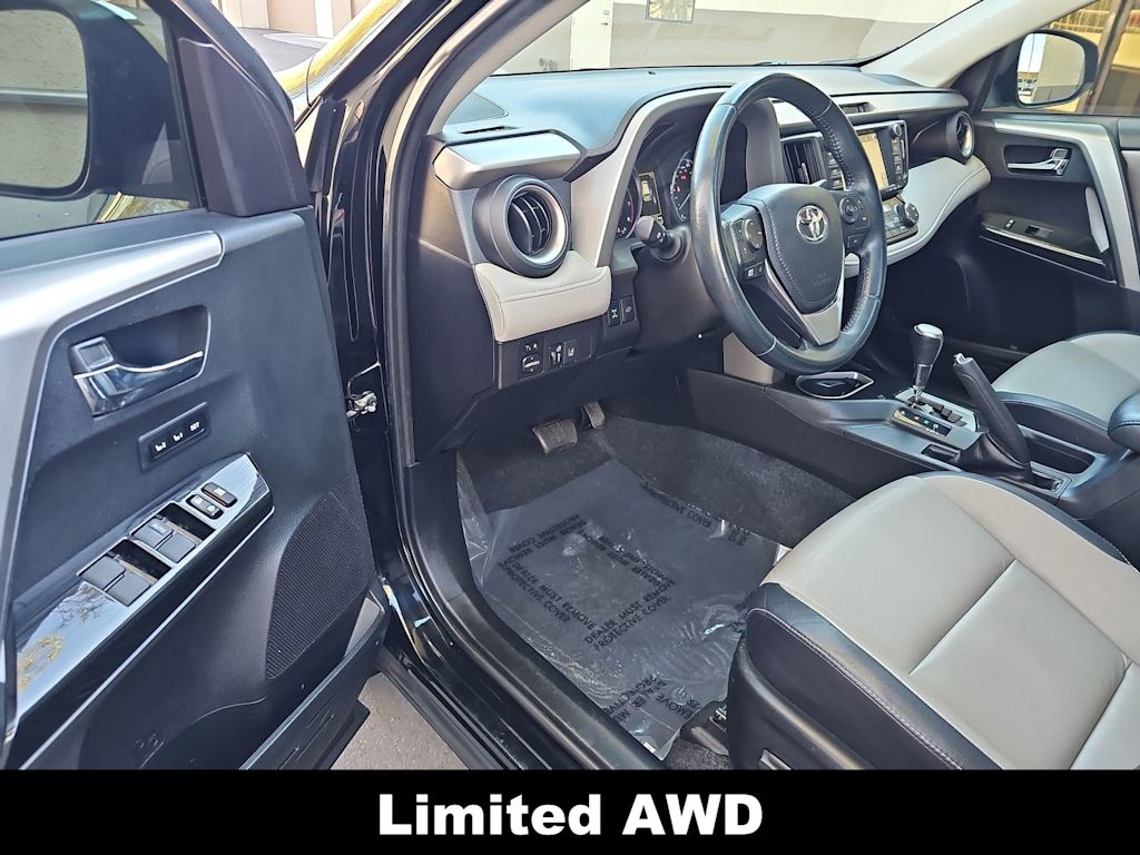 Thumbnail: 2016 Toyota RAV4 - 2