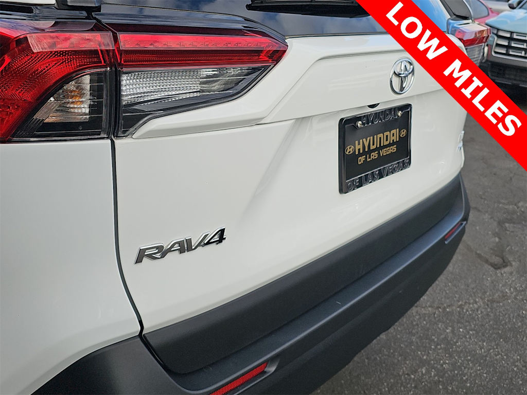 Thumbnail: 2024 Toyota RAV4 - 7