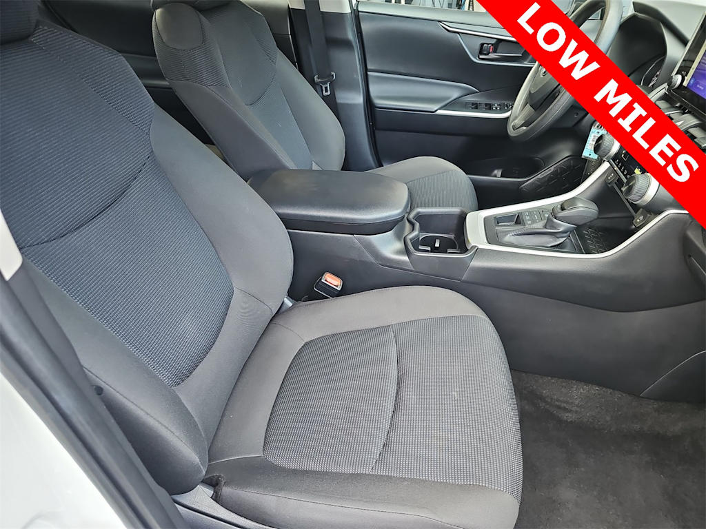 Thumbnail: 2024 Toyota RAV4 - 24