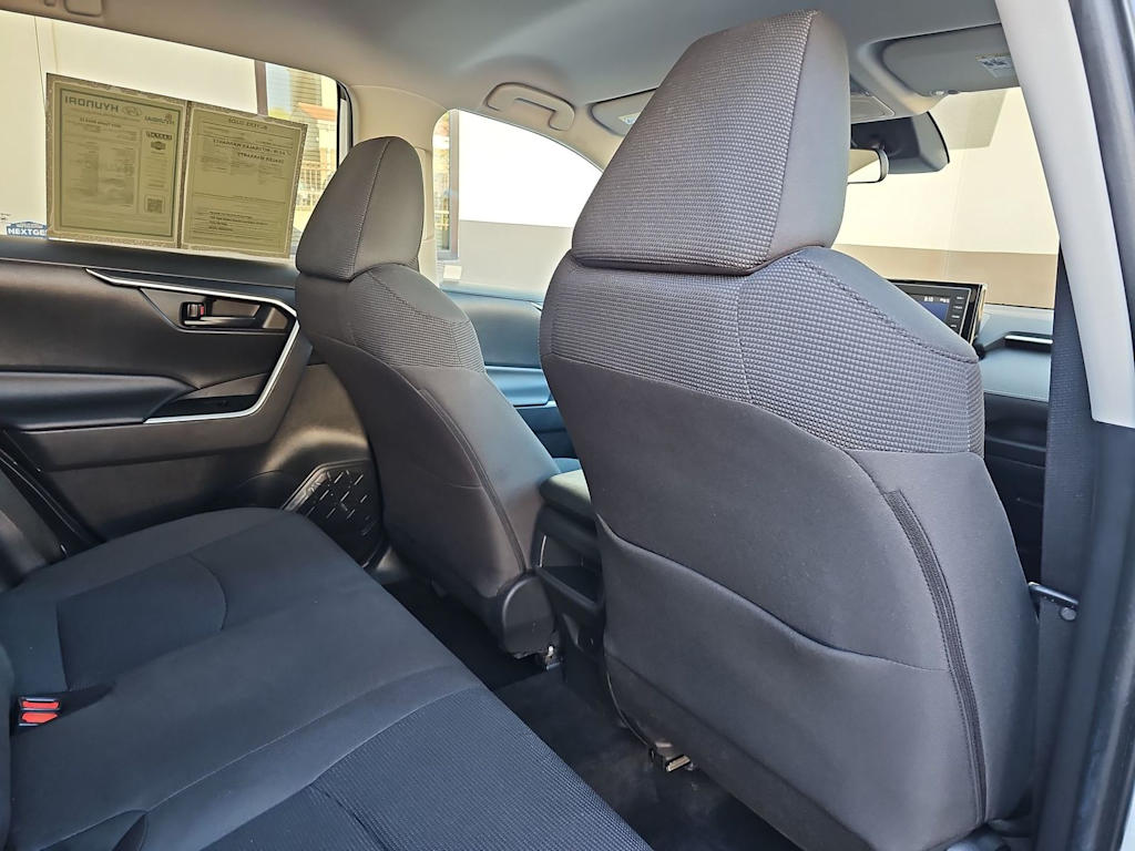 Thumbnail: 2019 Toyota RAV4 - 13