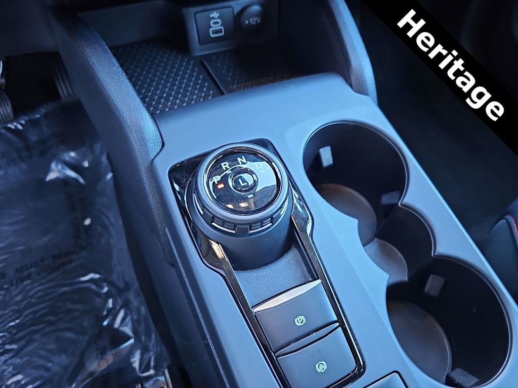 Thumbnail: 2023 Ford Bronco Sport - 15