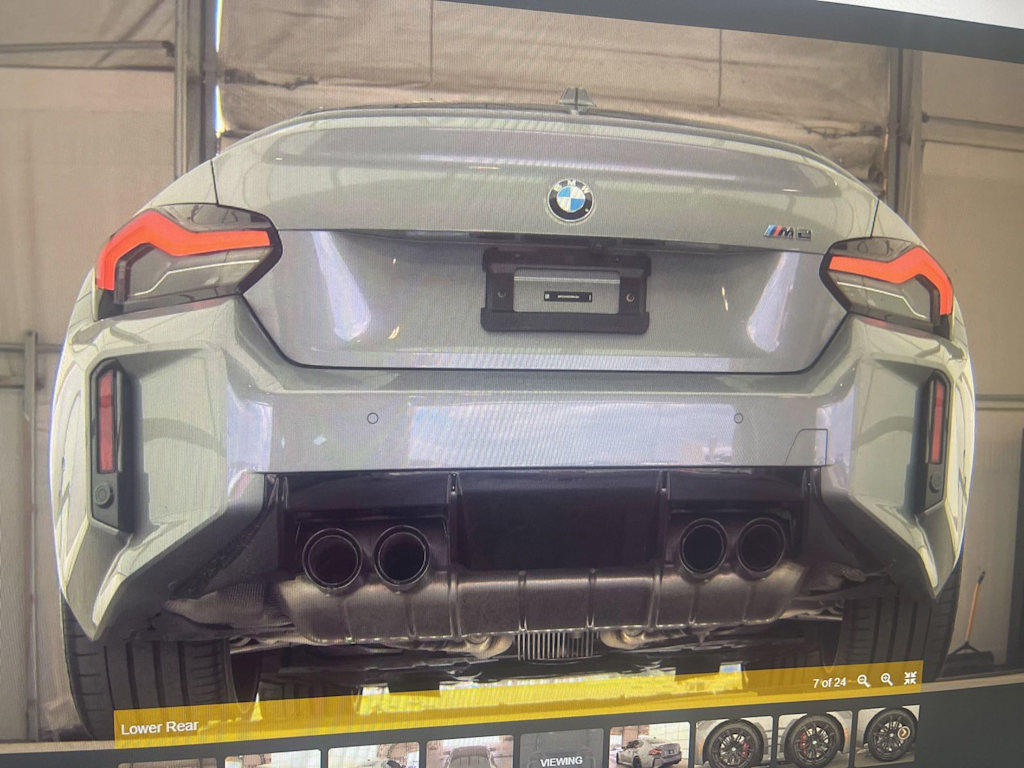 Thumbnail: 2025 BMW M2 - 14