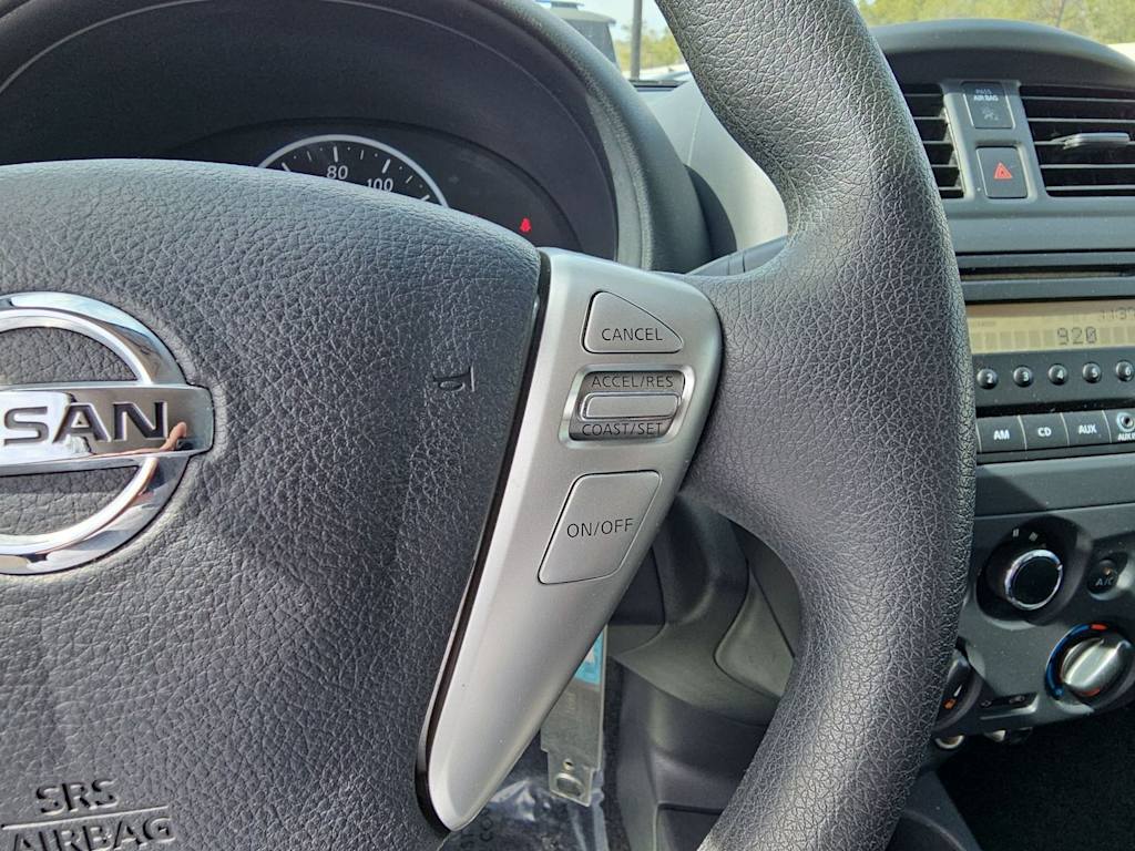 2017 Nissan Versa S Plus 26