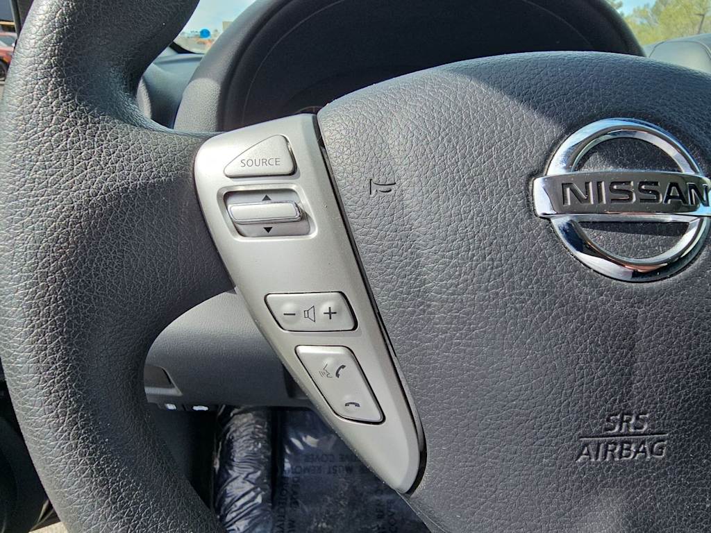 2017 Nissan Versa S Plus 27