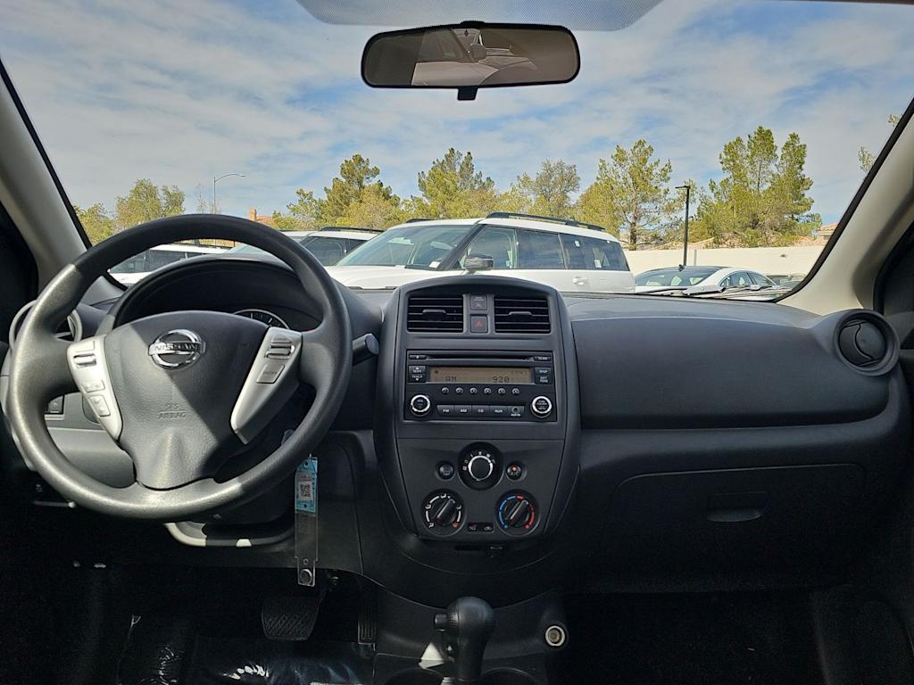 2017 Nissan Versa S Plus 9