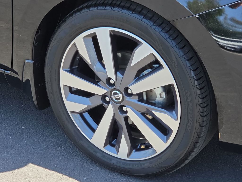 Thumbnail: 2020 Nissan Versa - 8