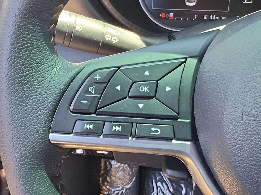 Thumbnail: 2020 Nissan Versa - 27