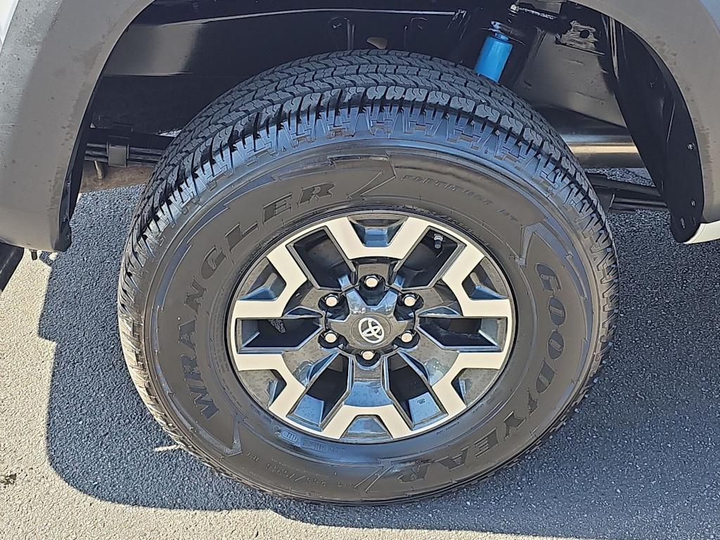2019 Toyota Tacoma TRD Off-Road 8