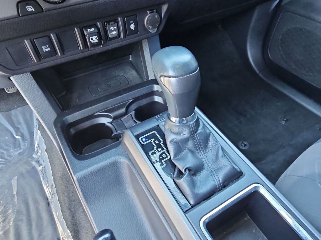 2019 Toyota Tacoma TRD Off-Road 14