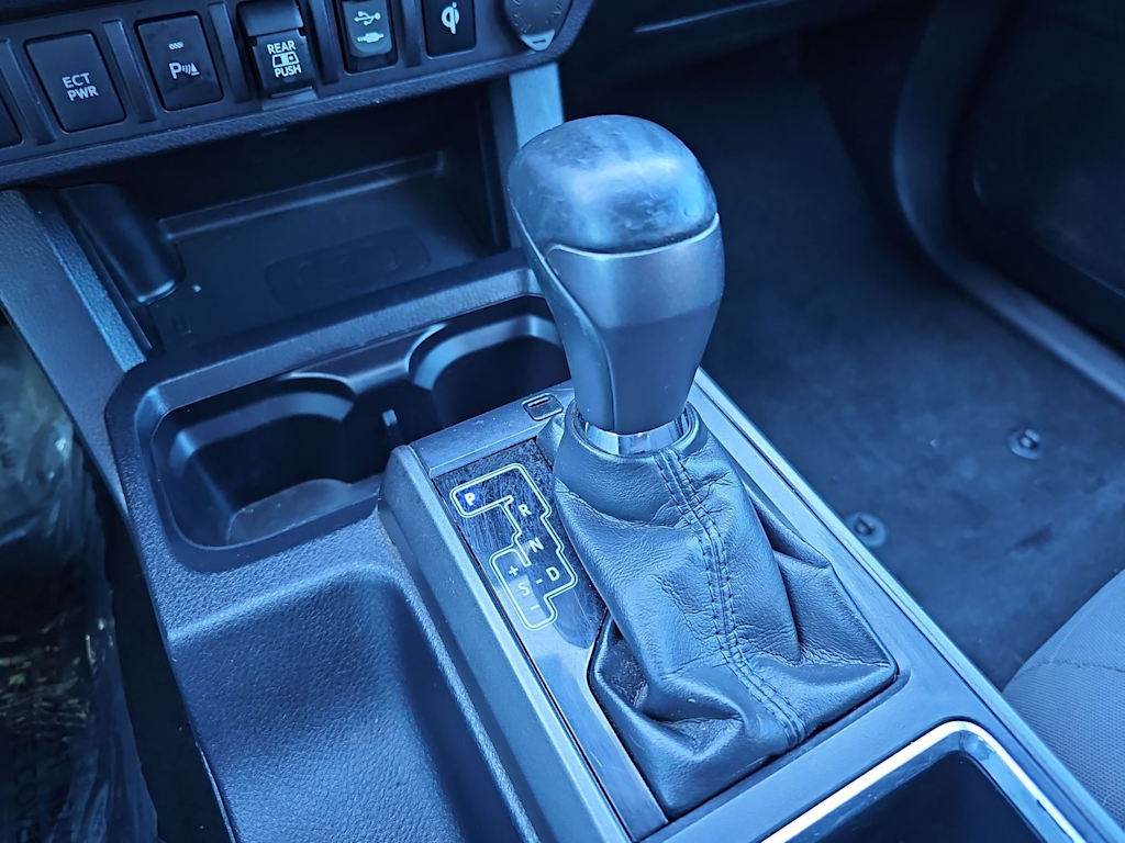 2019 Toyota Tacoma TRD Sport 14