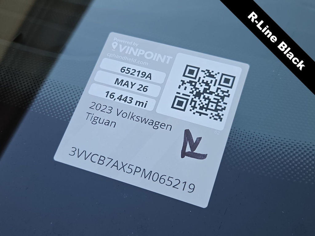 Thumbnail: 2023 Volkswagen Tiguan - 21