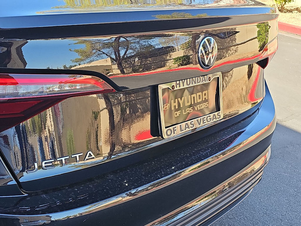 Thumbnail: 2022 Volkswagen Jetta - 22