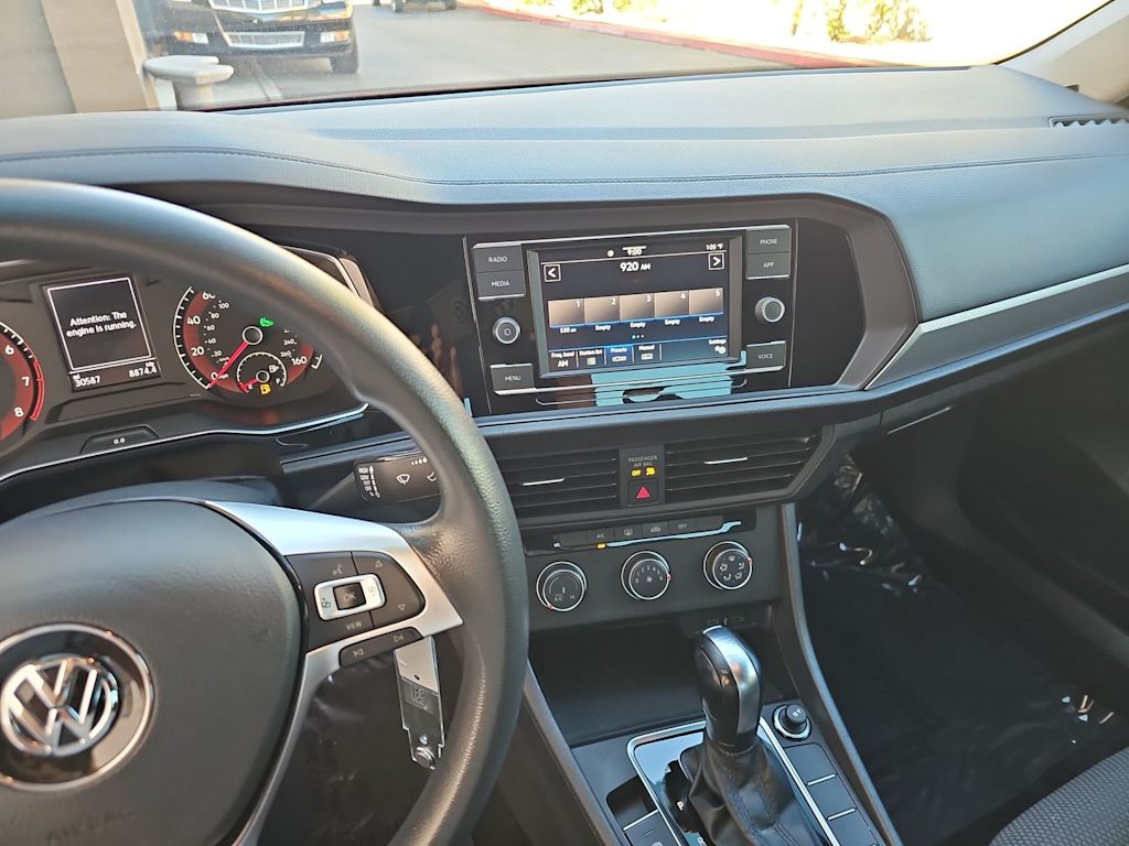 Thumbnail: 2020 Volkswagen Jetta - 14