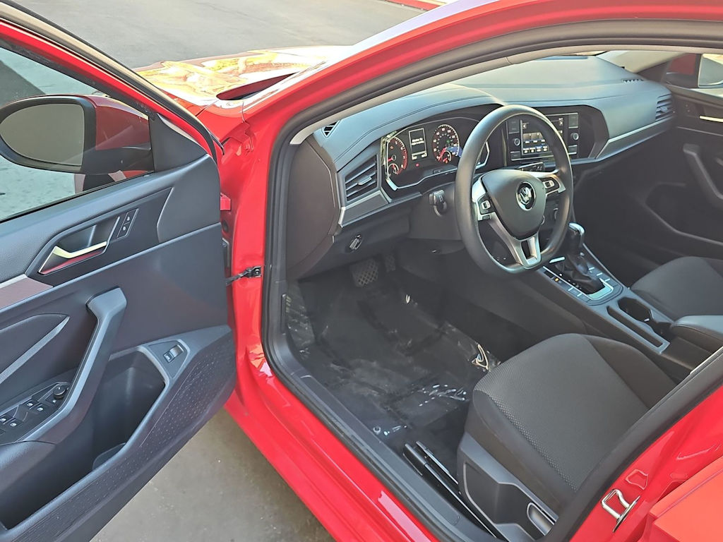 Thumbnail: 2020 Volkswagen Jetta - 2