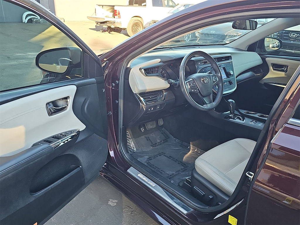 Thumbnail: 2017 Toyota Avalon - 2