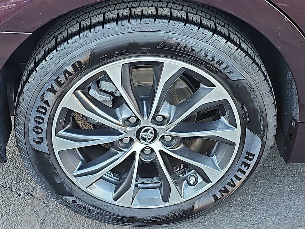 Thumbnail: 2017 Toyota Avalon - 7