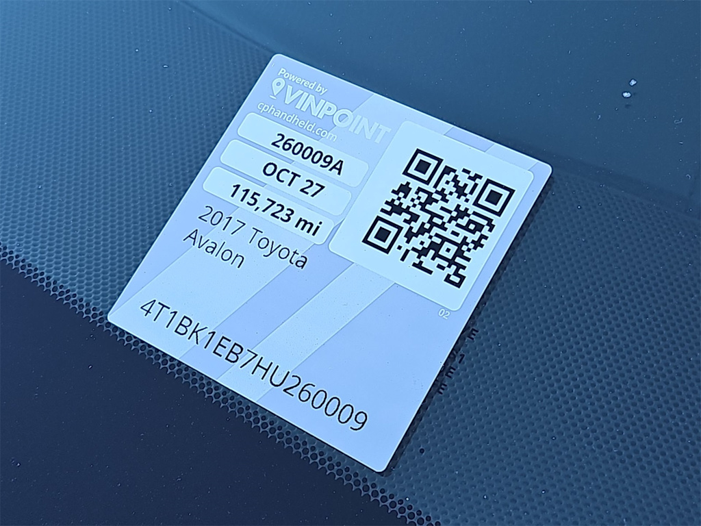 Thumbnail: 2017 Toyota Avalon - 17