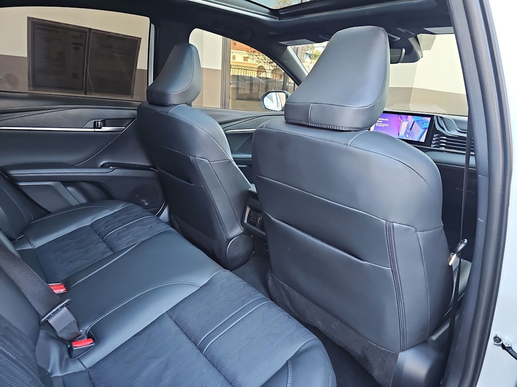 Thumbnail: 2025 Toyota Camry - 12