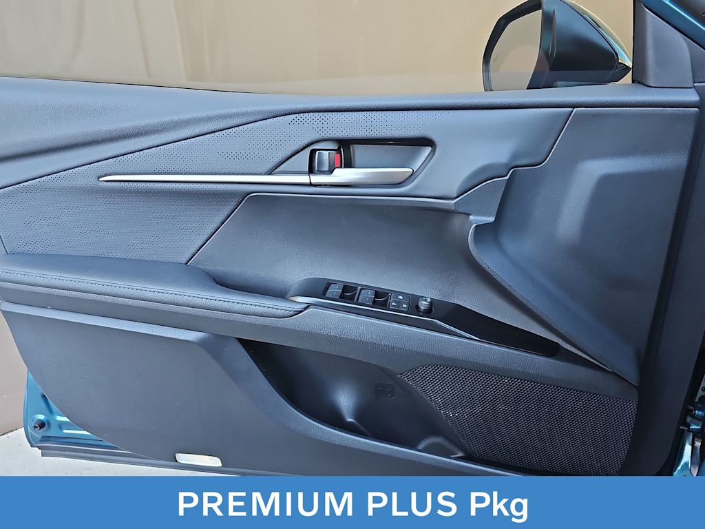 Thumbnail: 2025 Toyota Camry - 28